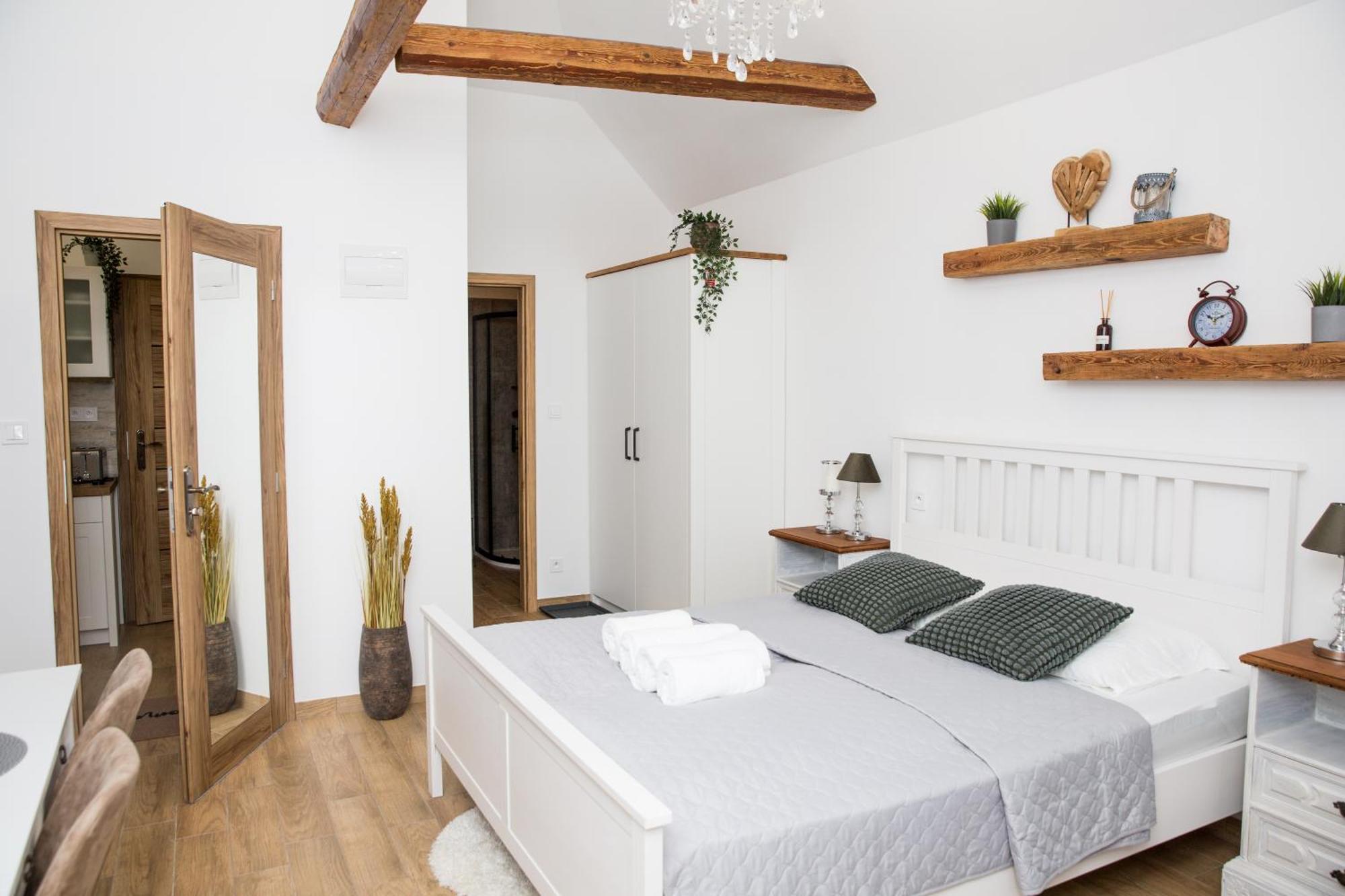 زنويمو Apartmany Ellie المظهر الخارجي الصورة