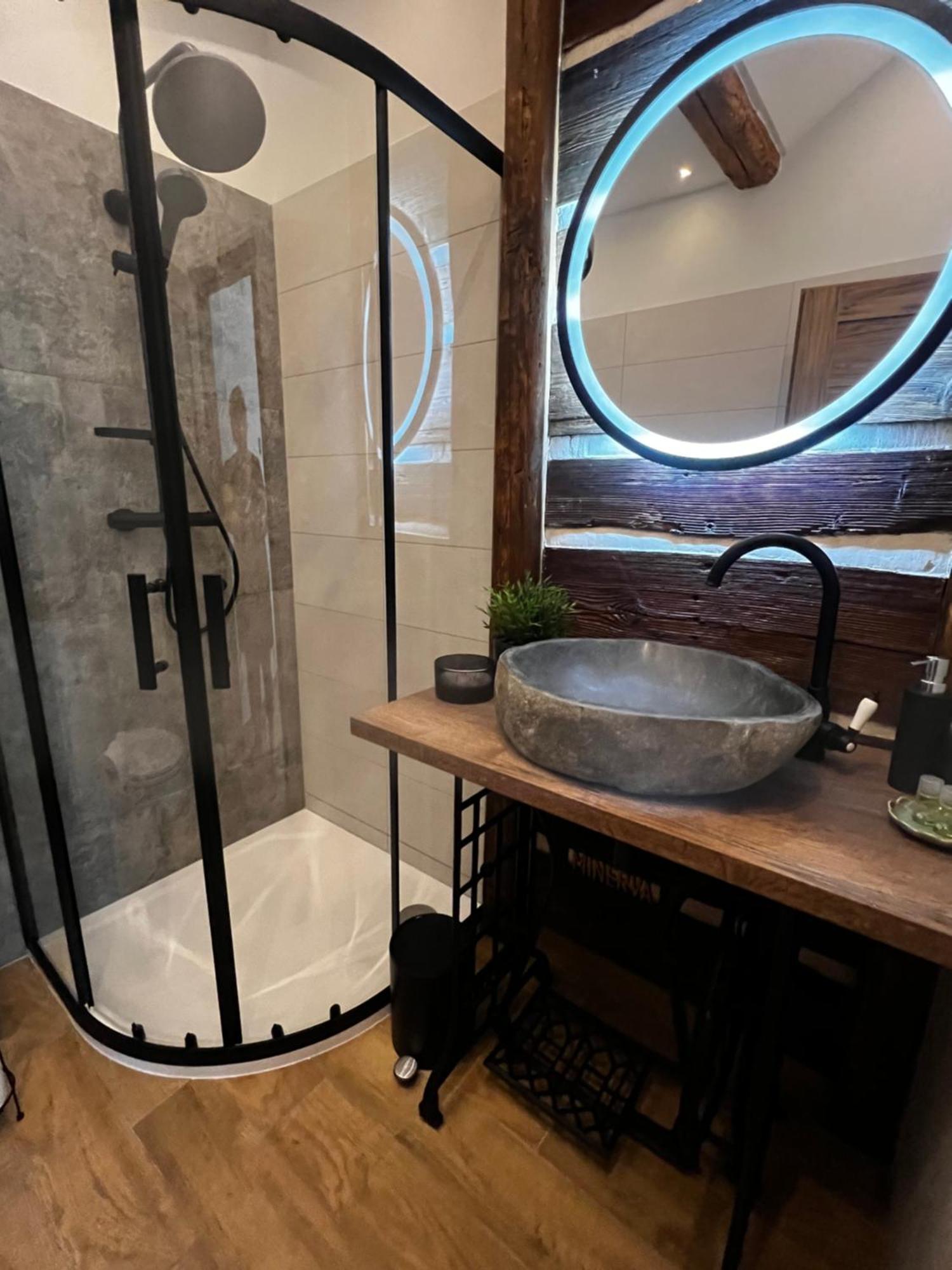 زنويمو Apartmany Ellie المظهر الخارجي الصورة
